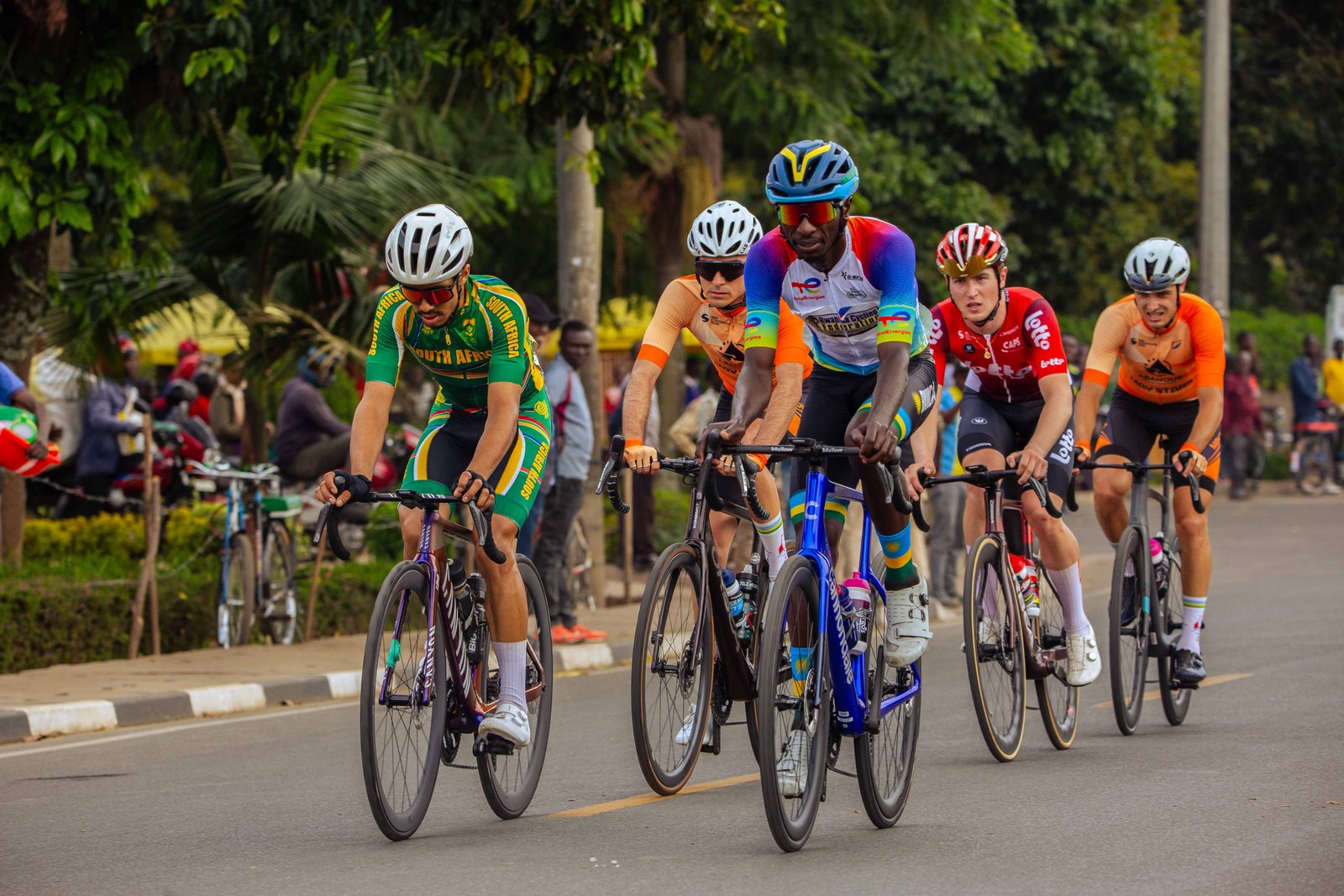 4-Day Scenic Cycling and Culture Tour